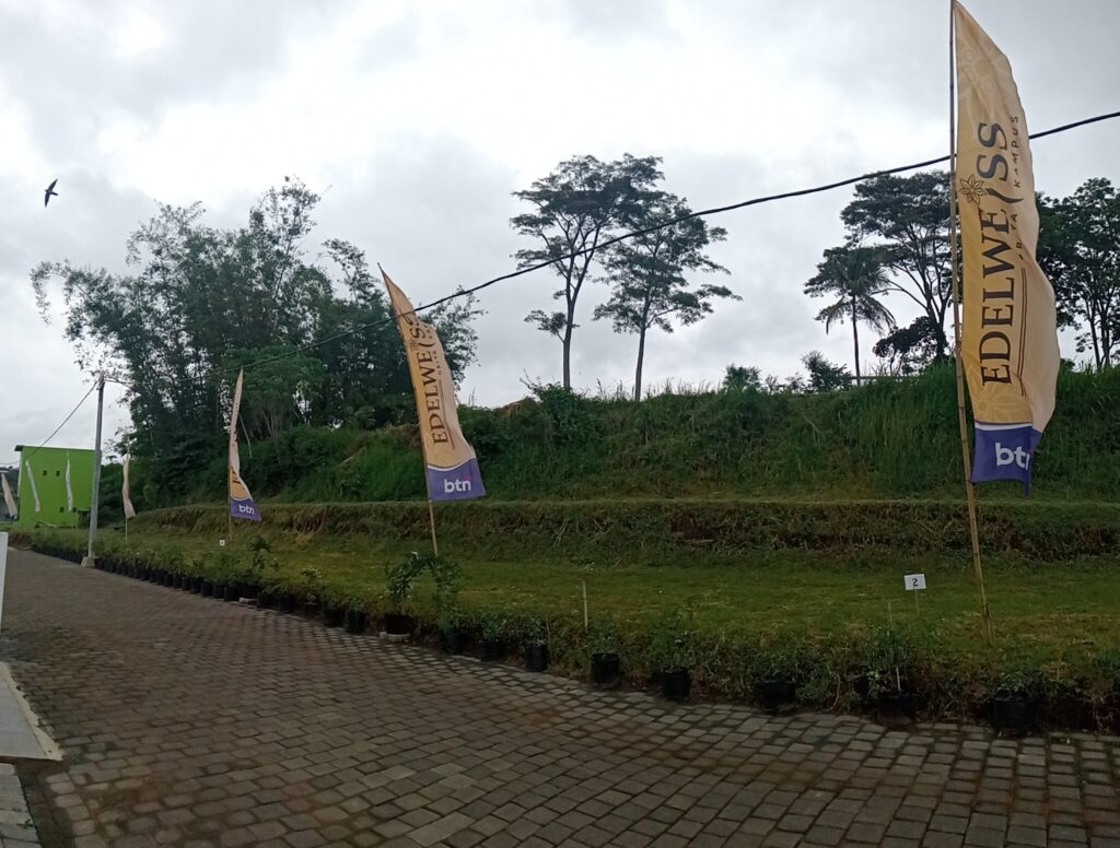 Tanah Kavling Dijual di Malang Dekat Kampus Kedokteran UIN – Lokasi Strategis 300 Meter oplus 4